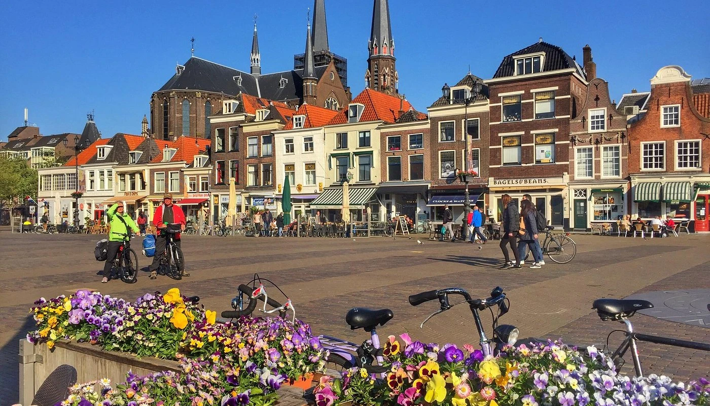 Explore Old Delft